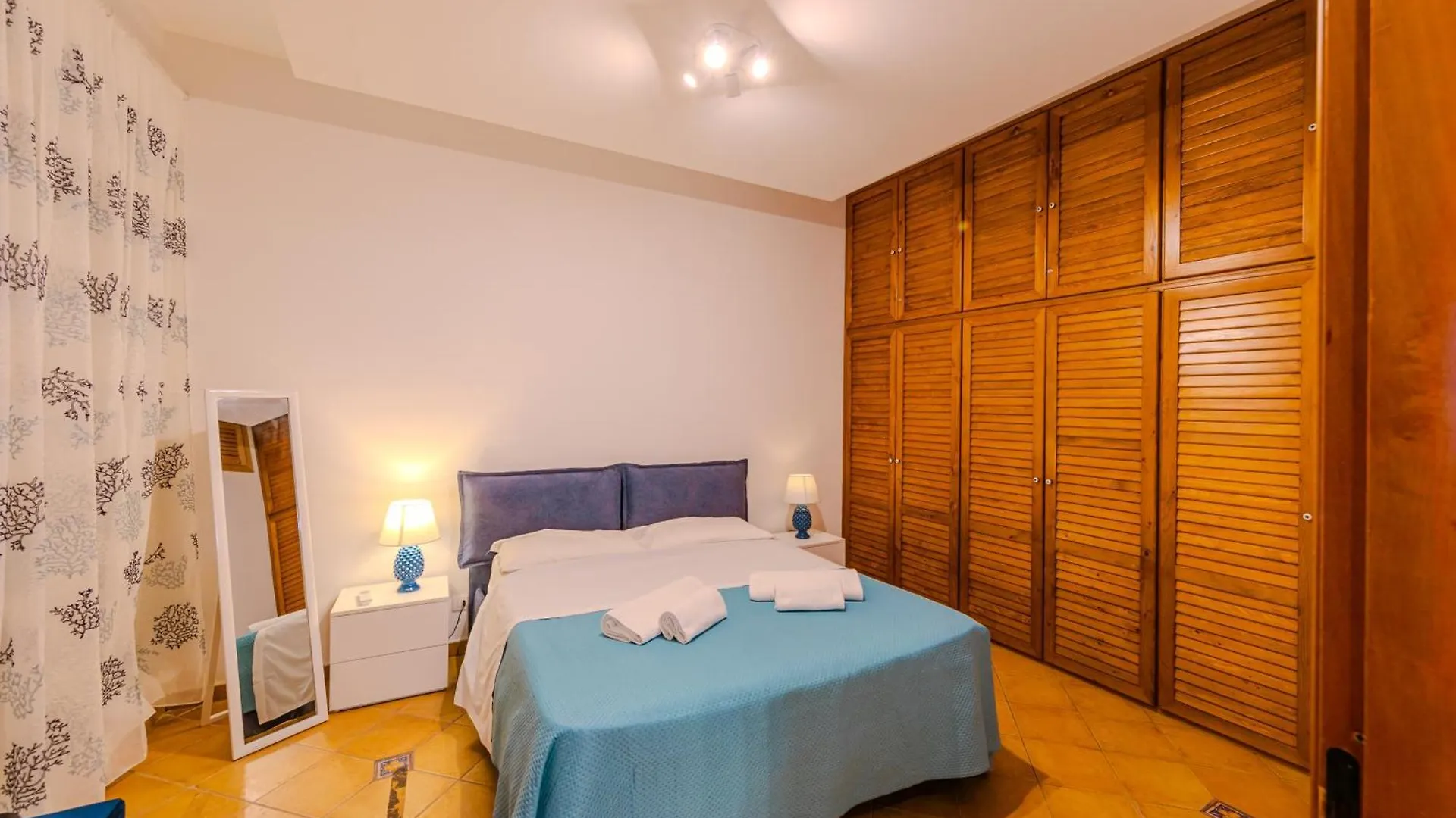 Apartment Alba Sul Mare By Caseserio Cefalu Italy